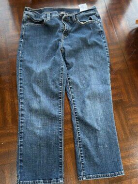 Levi's Straight Leg Crop Women's Jean 28x22